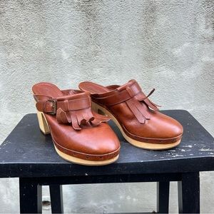 Madewell Brown Leather Kiltie Fringe Clogs